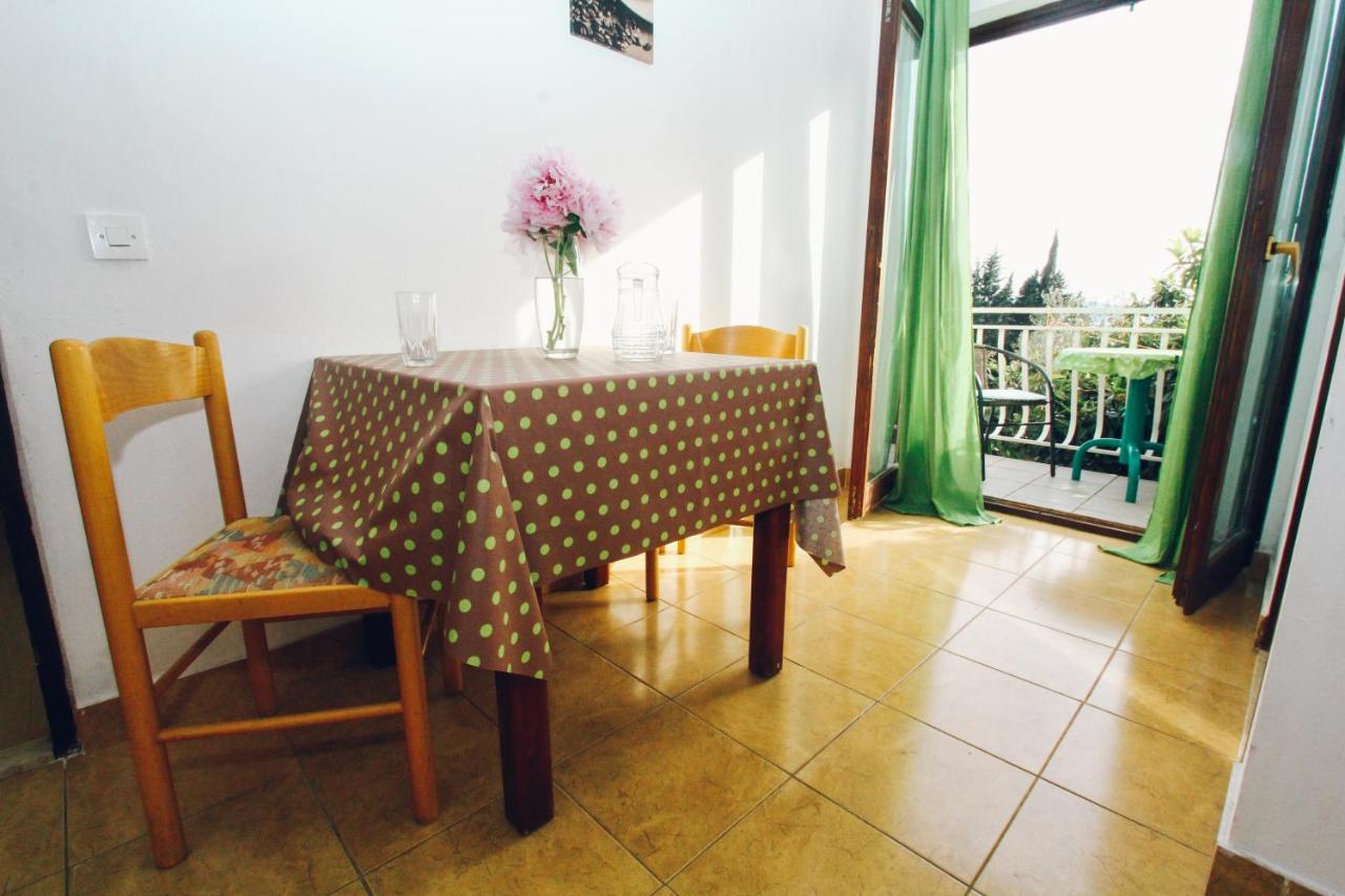 Apartments Gaja Green Ap Sveti Filip i Jakov Bagian luar foto